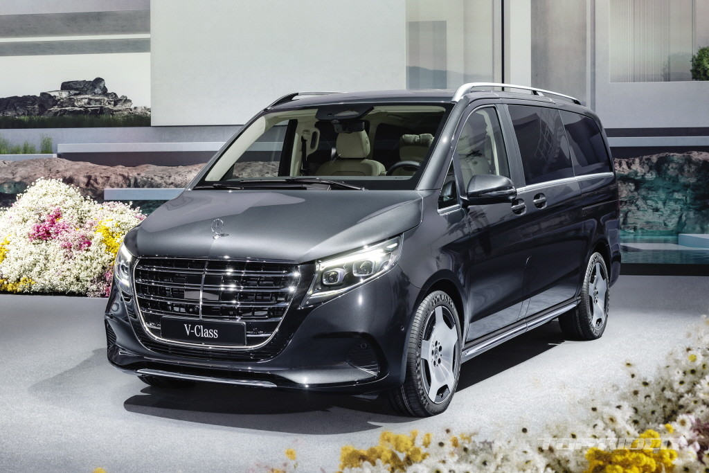 Mercedes-Benz’s new V-Class unveiled, luxury minivan worth 100 million won