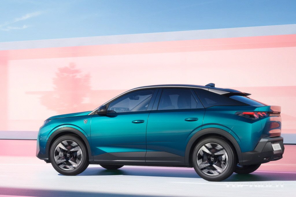 Peugeot’s new 3008 Hybrid unveiled, 195 horsepower coupe-type SUV