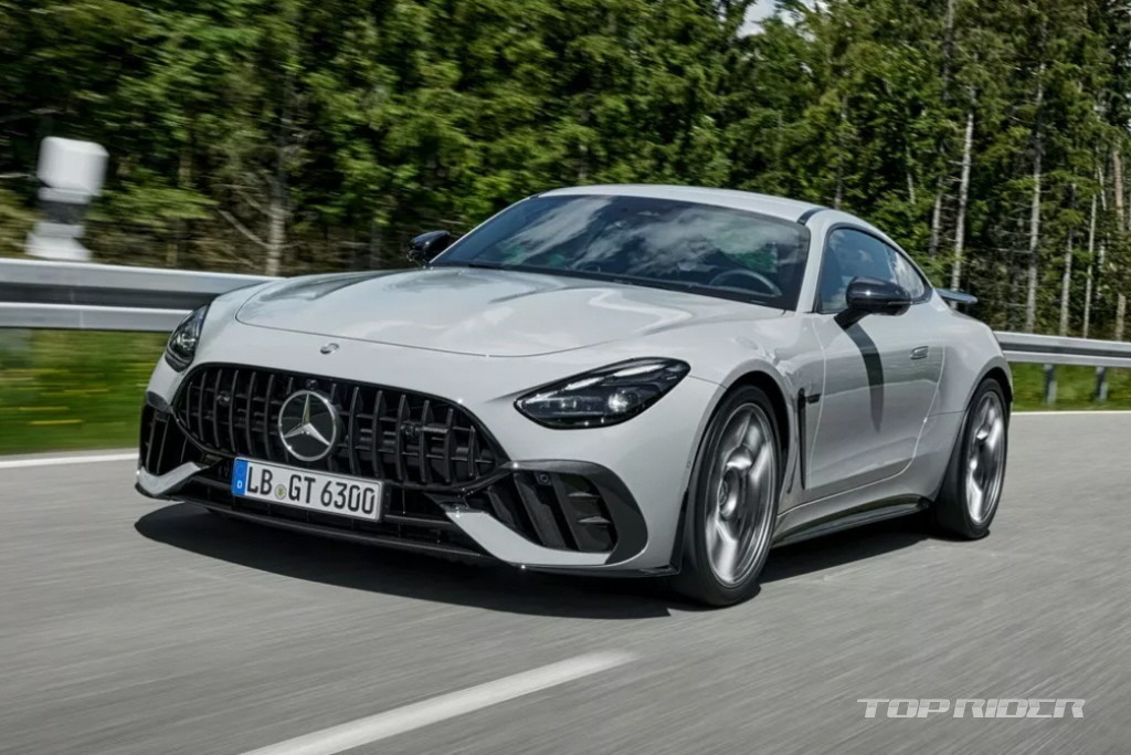 AMG GT 63 Pro Coupe unveiled, a road-legal race car