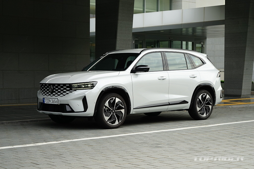 (Test Drive) Grand Koleos Hybrid, 2-Motor Quietness Impressive