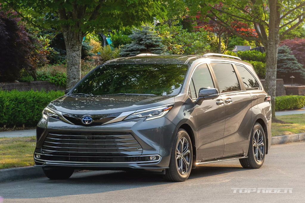 Toyota Sienna 2025 Unveiled, Car Makes Its Own Phone Call